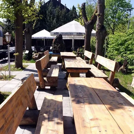 Gaststaette Schwenksaal Inn *